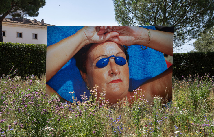 L’exposition « ToiletPaper & Martin Parr » a secoué de sa joyeuse impertinence les allées des jardins Renaissance de la Villa, de juillet 2021 à avril 2022.