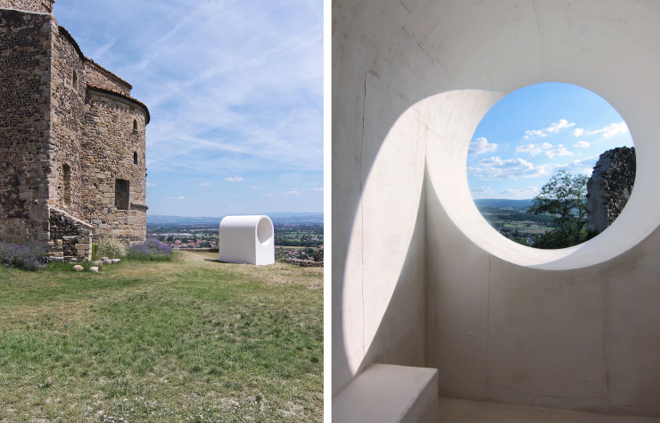 Rolion (rond, en patois forézien), pour le Festival abris de fortune, dans le Forez. Un refuge pour le pèlerin et un poste d’observation, toujours.