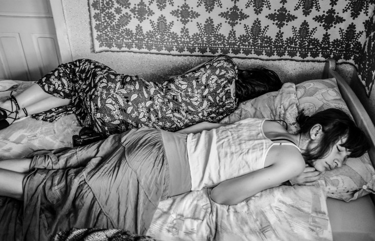 L’exposition Oaxaca Transylvanie révèle le poétique travail de Nadja Massün à l’Institut Culturel du Mexique.