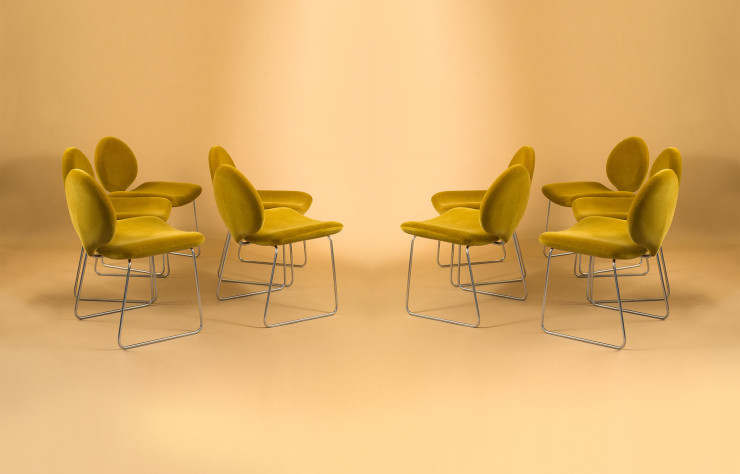 Après avoir mis à l’honneur le mobilier et les luminaires des années 50 aux années  80 dessinés par des créateurs français et italiens principalement, les galeristes Guilhem Faget et Alexandre Goult s’intéressent désormais particulièrement au design d’avant-garde, évolutif et modulable, des années 60.