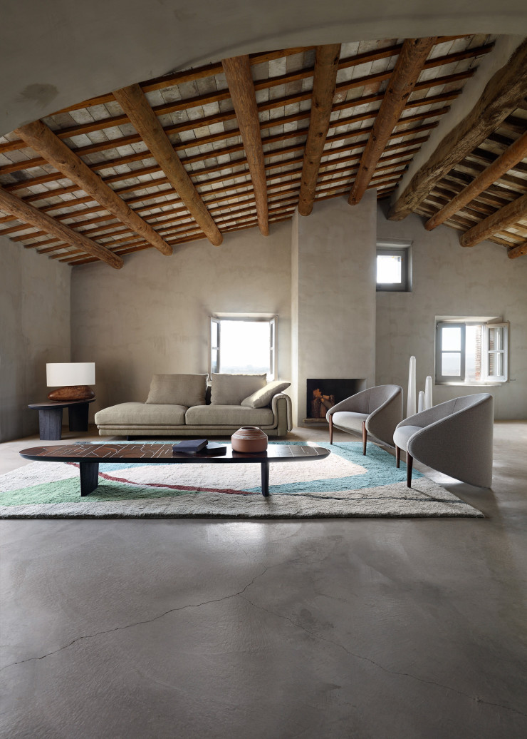 Matériaux nobles et formes libres de la collection « Nativ » (Roche Bobois).