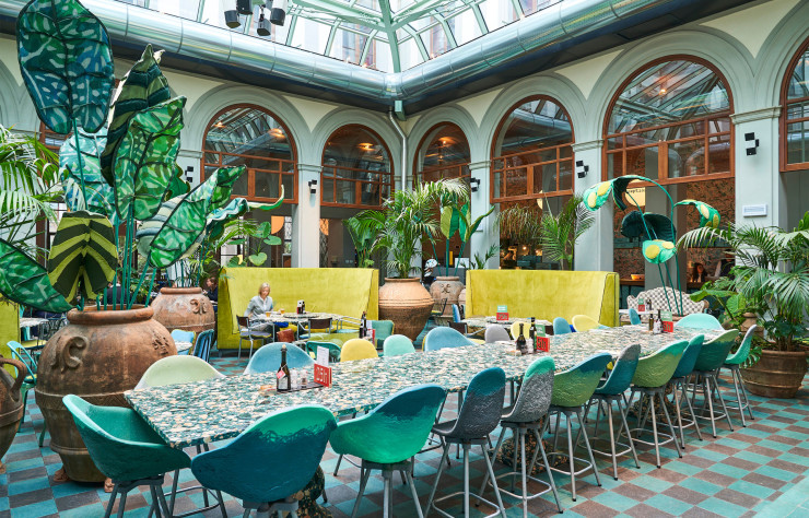 Florence, en Italie, construite sur le bord de l’Arno, n’a jamais autant vibré. IDEAT a sélectionné 13 adresses à découvrir dans le ville, 2023 - IDEAT