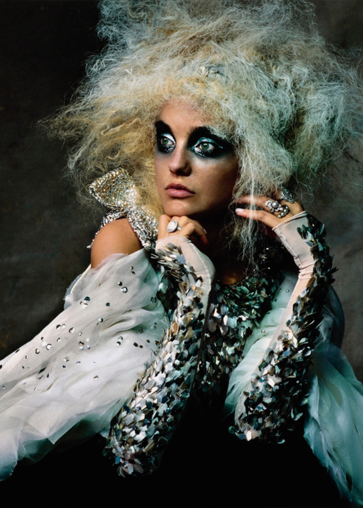 Caroline Trentini in Chanel haute couture, New York (1994), d’Irving Penn.