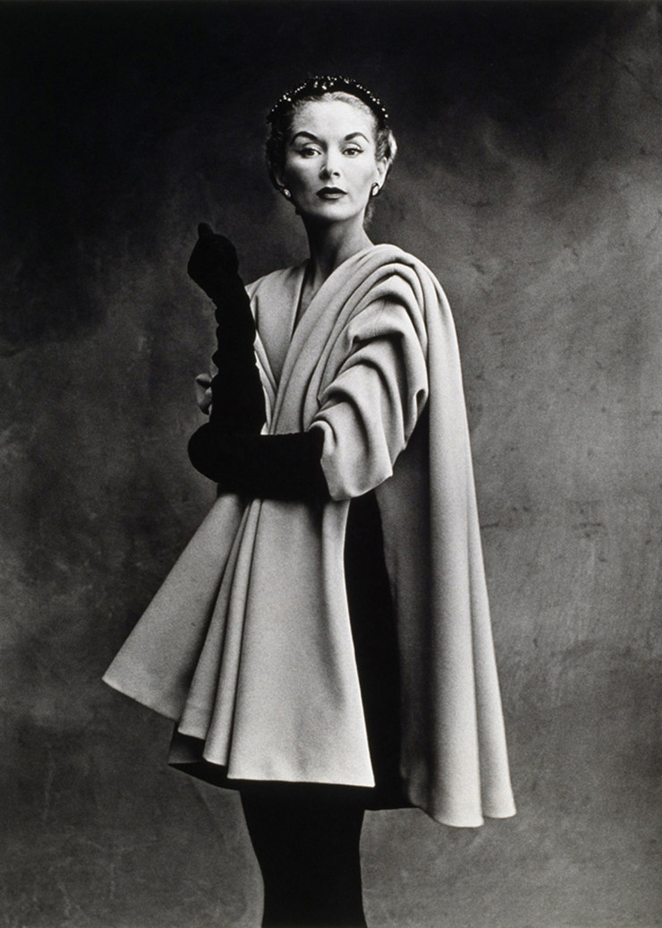 Balenciaga Mantle Coat (Lisa Fonssagrives-Penn), Paris, 1950.