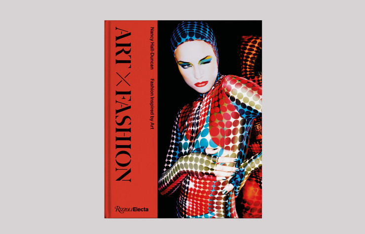 Taschen, Phaidon, Gallimard... Les maisons d'édition s'intéressent au stylisme. La preuve avec ces six beaux livres de mode, Paris, France, 2023 - IDEAT