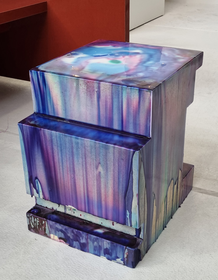 Siège Melt autoproduit par le designer belge Lionel Jadot à Zaventem Ateliers.
