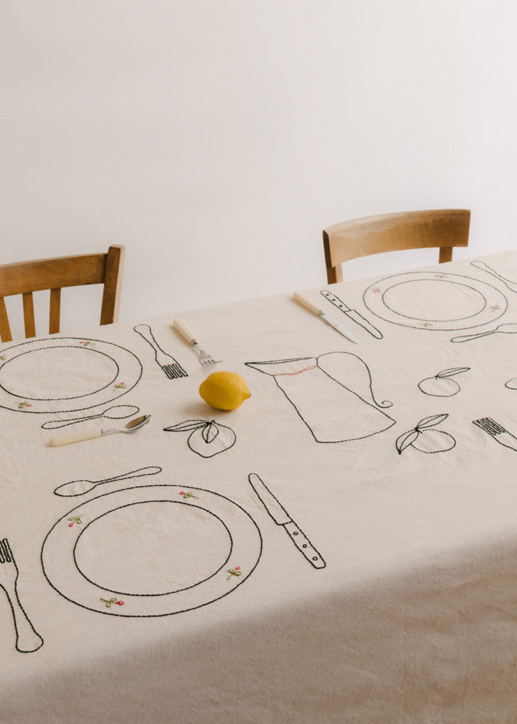 Les œuvres brodées et poétiques de Sarah Espeute.