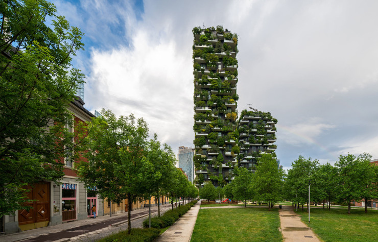 Dans le quartier d’affaires milanais du Centro Direzionale, les deux tours Bosco Verticale (« forêts verticales ») ont tant séduit le monde que leur créateur, Stefano Boeri, exporte leur concept aux quatre coins de la planète.