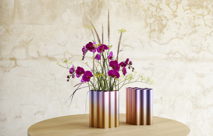 Nouveauté pour le printemps/été 2023 dans la collection Spring : le vase Nuage en édition limité.