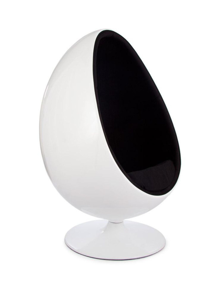La Ovalia Egg chair vue dans le film « Men in » de Barry Sonnenfeld.