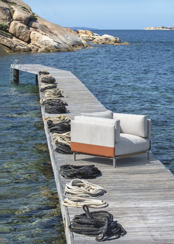 © Bernard Touillon.