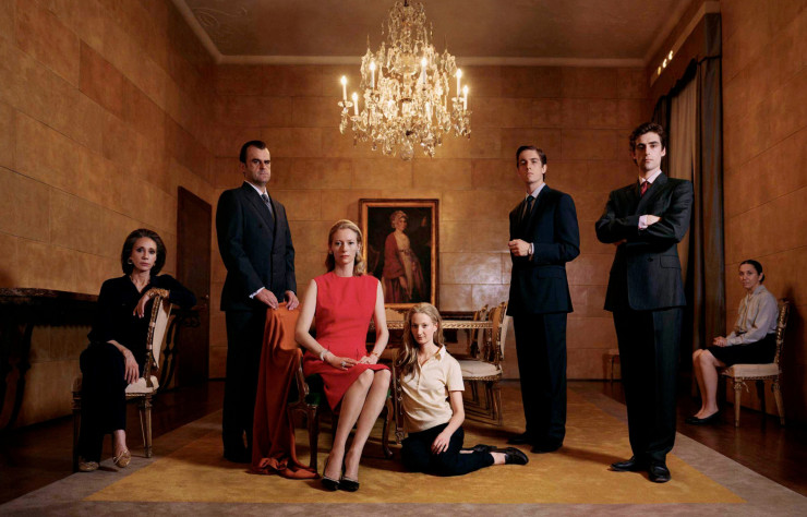 Quel meilleur décor que celui de la villa Necchi Campiglio pour exprimer le poids des convenances supporté par la maîtresse de maison (Tilda Swinton) ?