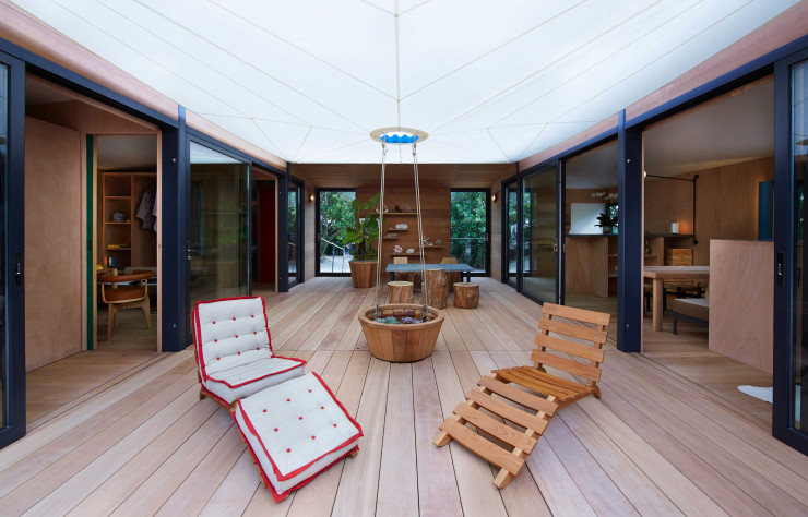 Le patio rappelle le Japon où Charlotte Perriand a passé beaucoup de temps.