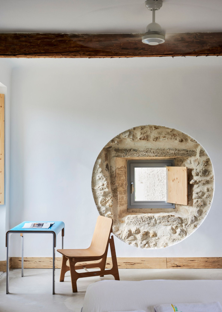 L’intérieur de la Ferme Hi Bride a été réalisé par Matali Crassset.