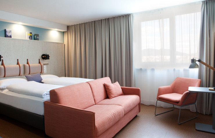 Bride compte huit chambres, deux studios et deux maisons.