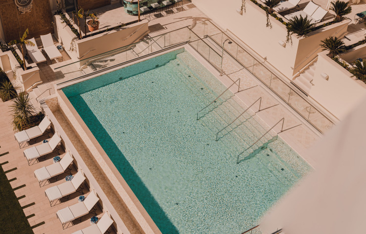 La nouvelle piscine.