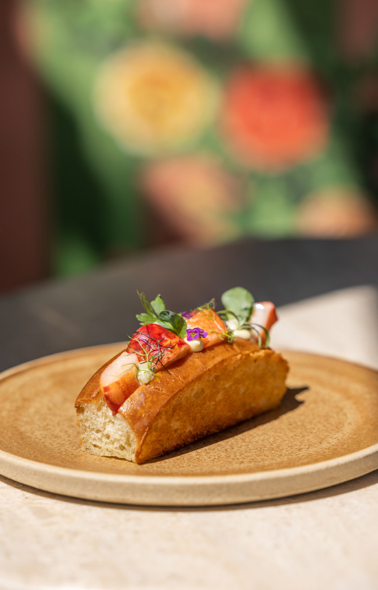 Le lobster roll de Dominique Crenn.
