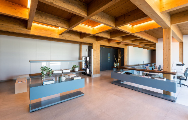 Le siège de Colla SpA par Contract Lab à Plaisance.