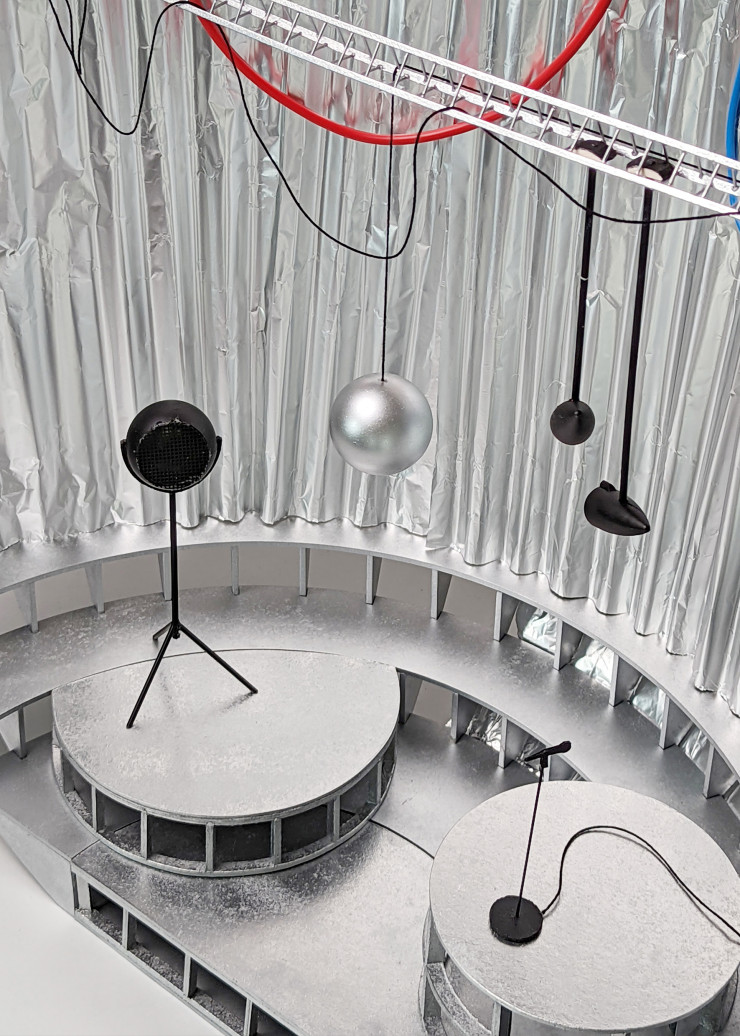 Le « Ball Theater » de Studio Muoto, Georgi Stanishev, Clémence la Sagna, Jos Auzende et Anna Tardivel. À découvrir lors de la 18e Biennale d’architecture de Venise.
