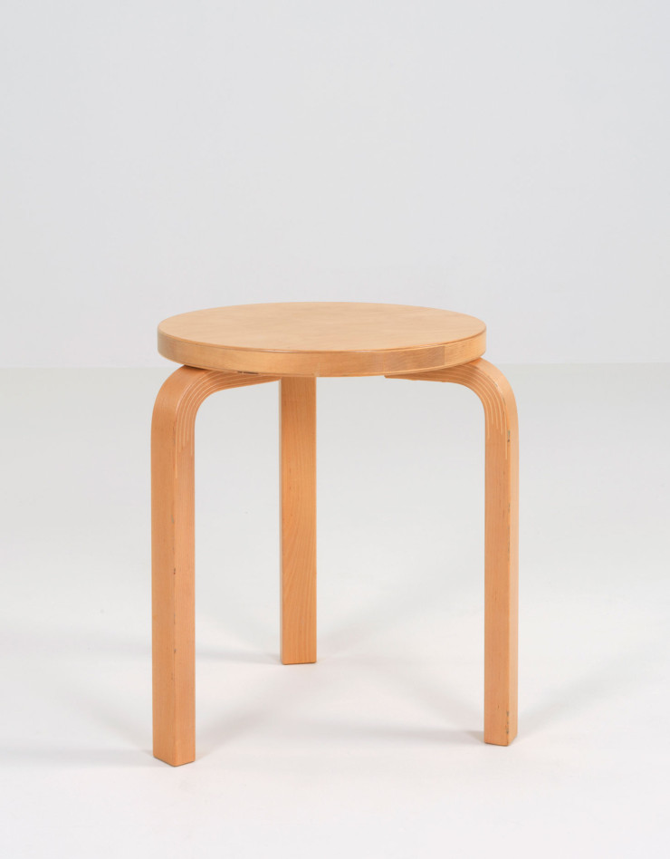 Stool 60 par Alvar Aalto (1933)