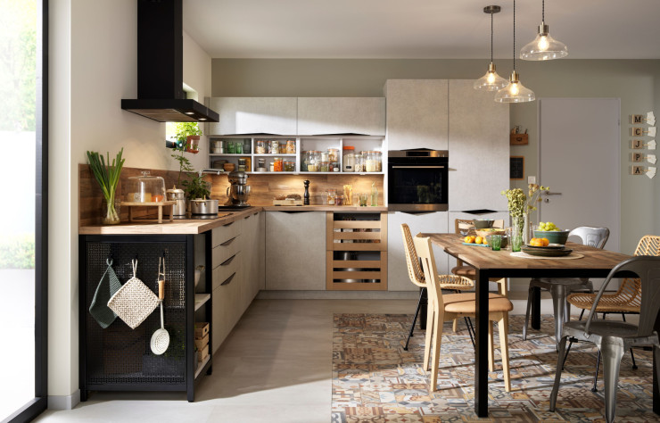 Pionnière de la cuisine intégrée depuis soixante-quatre ans, Schmidt a vu se succéder et a lancé les grandes tendances du marché, 2023 – IDEAT
