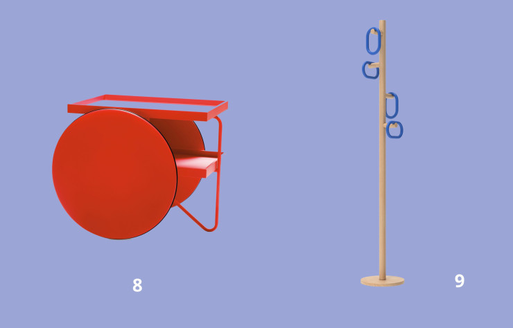 La petite table Chariot et le portemanteau sur pied Fernand.