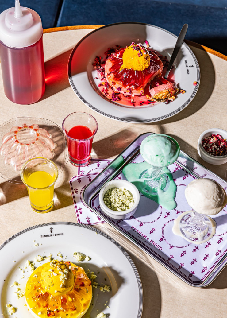 Le duo anglais régale ses convives de jellies improbables multicolores et autres plaisirs régressifs ou plus transgressifs. Grâce à leur créativité débridée, Sam Bompas et Harry Parr multiplient les projets dans le monde entier.