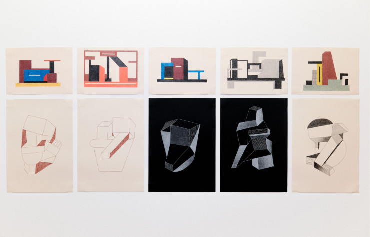 Vue de l’exposition “Arrangements 1993-2023” de Nathalie Du Pasquier, jusqu’au 27 avril 2024 à l’Hôtel des Arts de Toulon. © Luc Bertrand