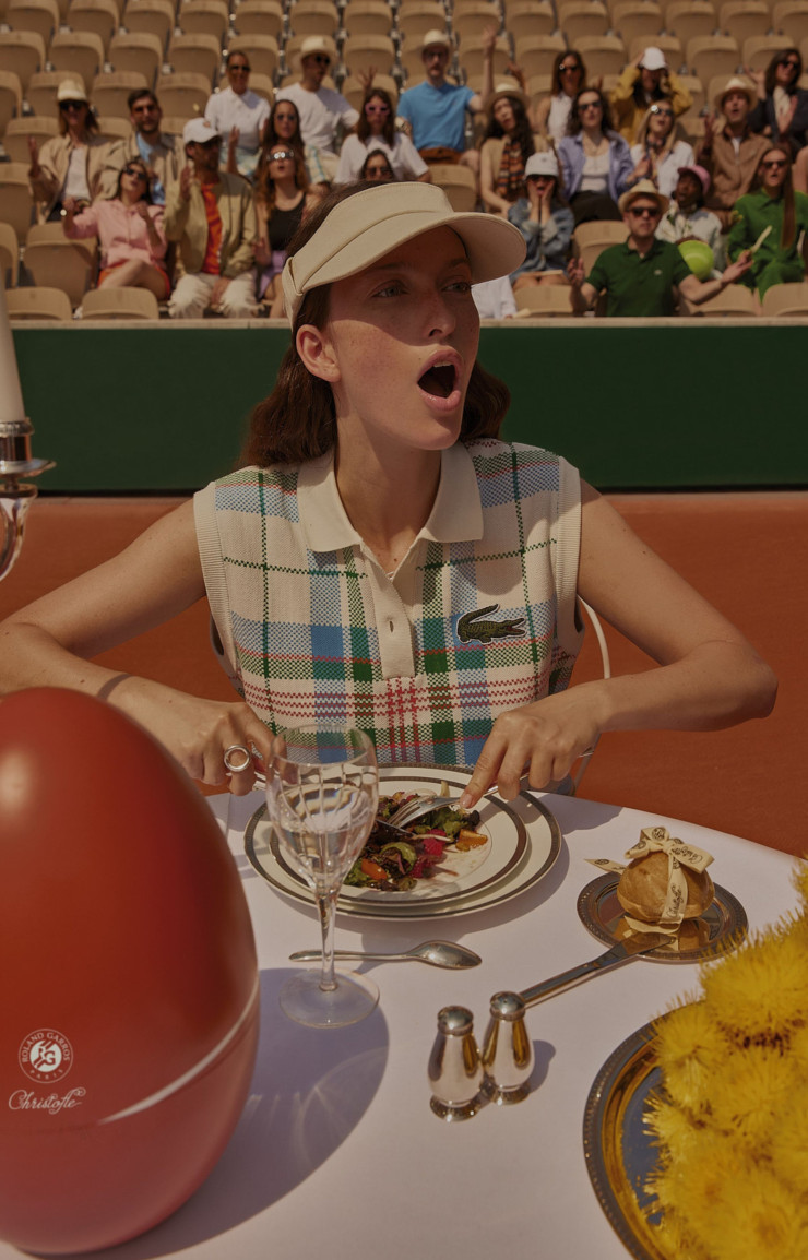 Christofle a dressé ses tables immaculées sur les cours de Roland Garros.