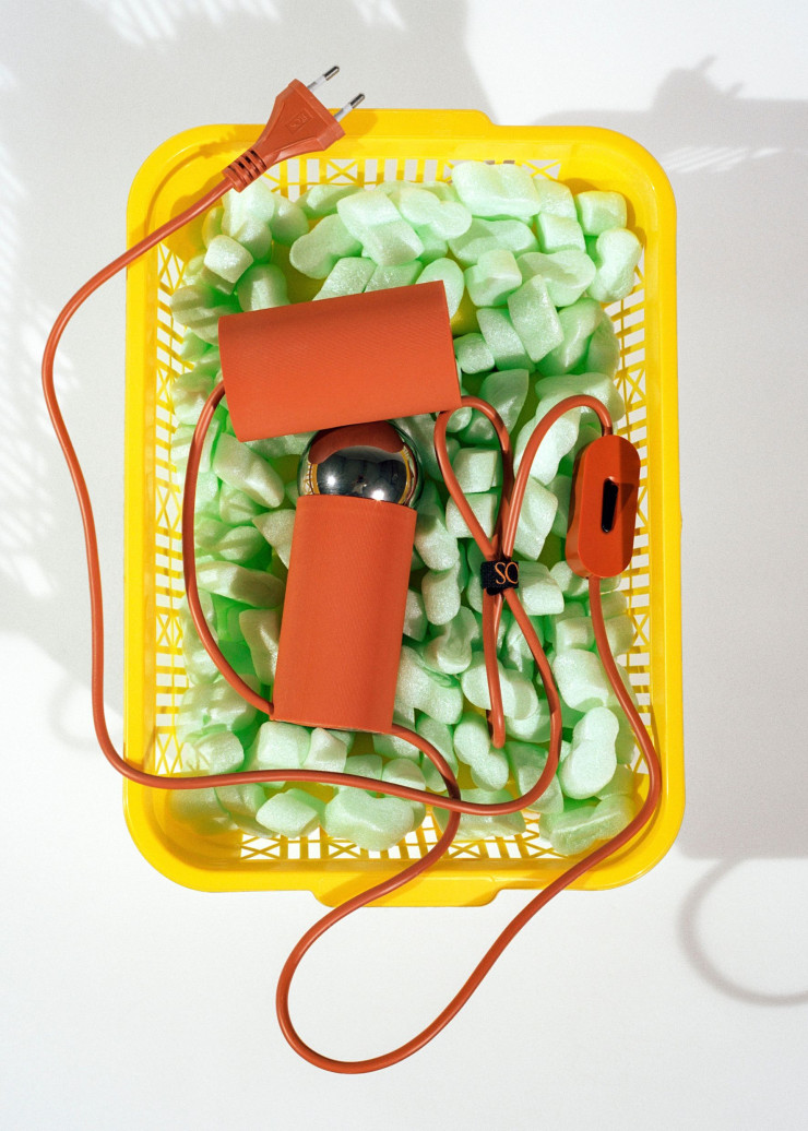 Si la lampe Bilboquet, imaginée par Philippe Malouin pour Flos, n’a rien d’un concentré de technologies, sa personnalité remarquable et ses multiples fonctions lui assurent une belle longévité.