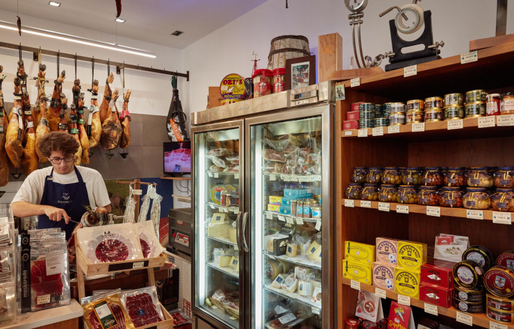Dans la boutique Zapore Jai.