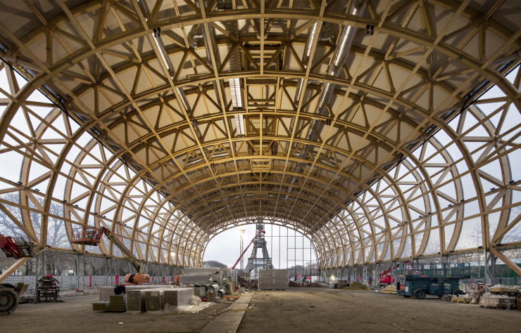 Le Grand Palais Ephémère en pleine construction. © Patrick Tourneboeuf pour le GrandPalaisRmn, 2021 architecte Jean-Michel Wilmotte.