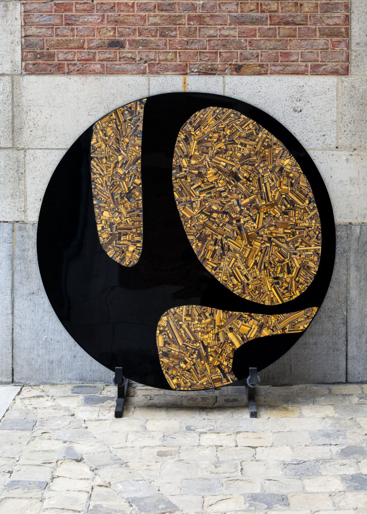 Pendant soixante-cinq ans, Ado Chale prôna « l’art de vivre avec l’art ». Une exposition retrospective lui est consacrée à l’Hôtel Solvay, 2024 – IDEAT