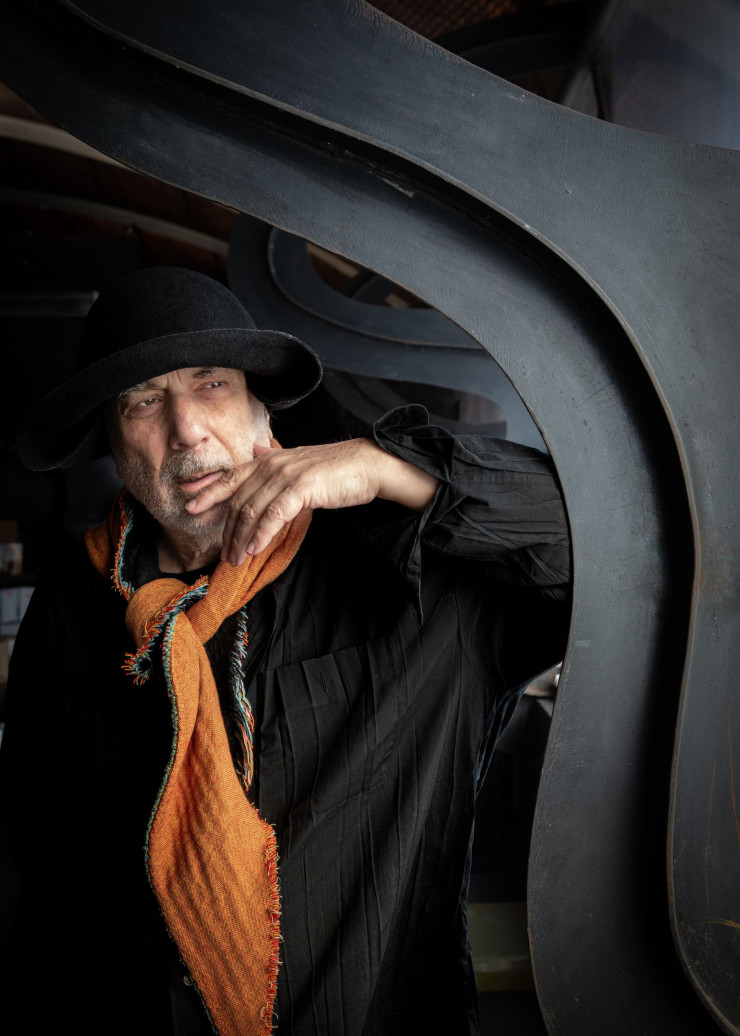 Le Portrait de Ron Arad dans son studio de Chalk Farm, à Londres.