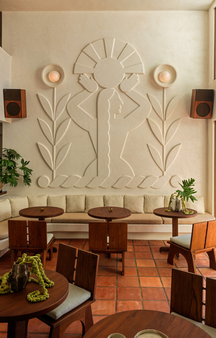 Dans l’hôtel Casa Loma, la divinité Cécilia donne le ton.