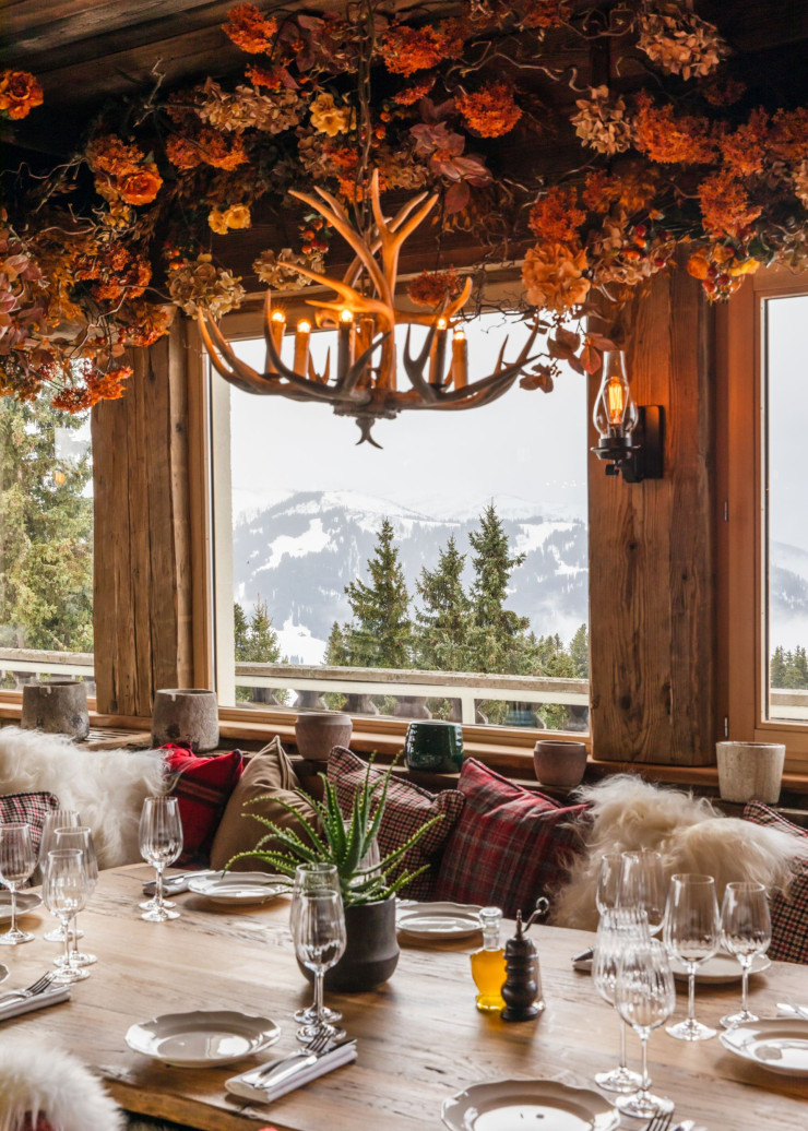 Au Chalet Sauvage, les skieurs se régalent de plats élaborés par le chef Éric Frechon.