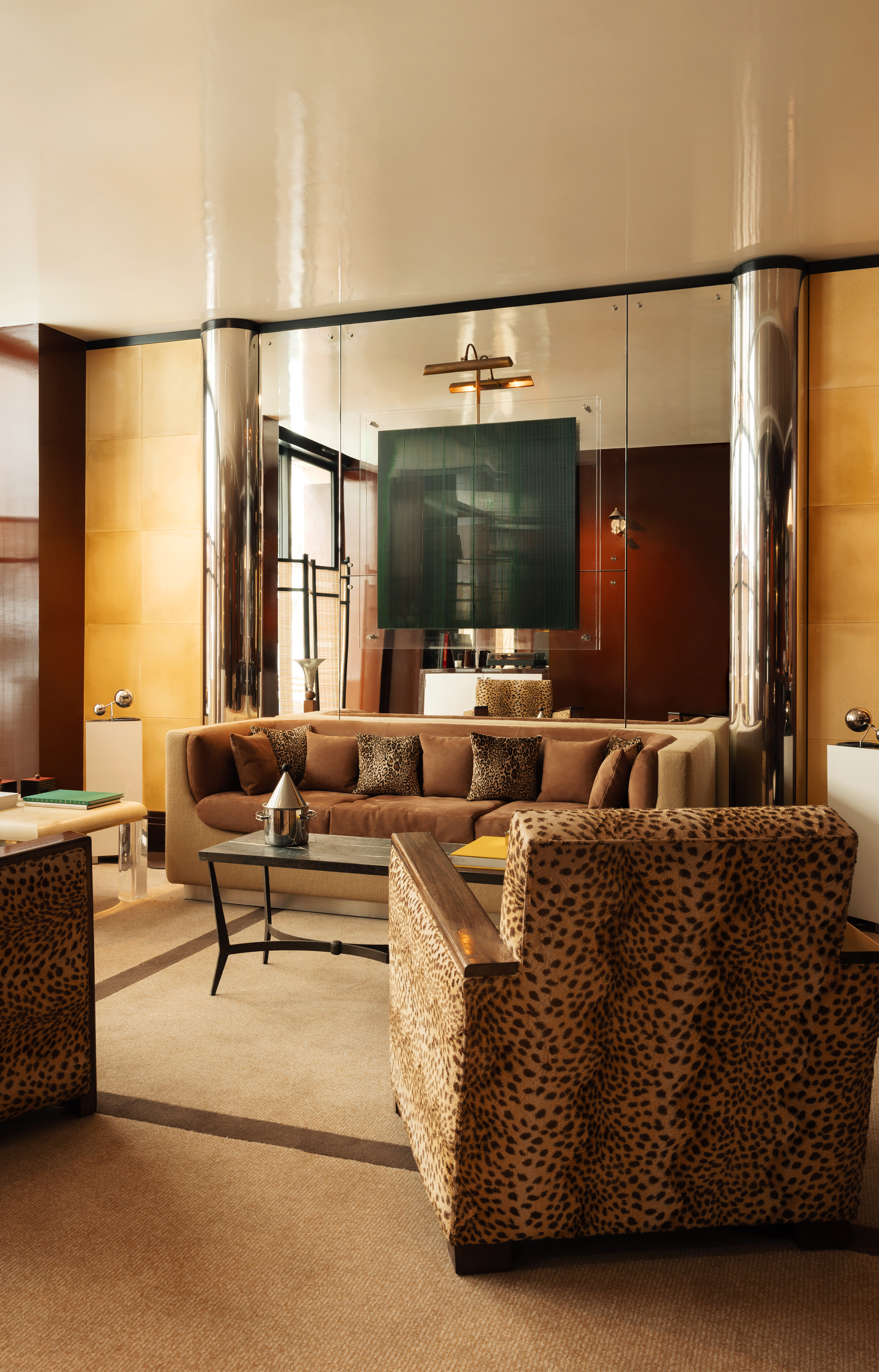 hotel-chateau-deau-necchi-deco-seventies-annees-70-deco-ideat-2024-8